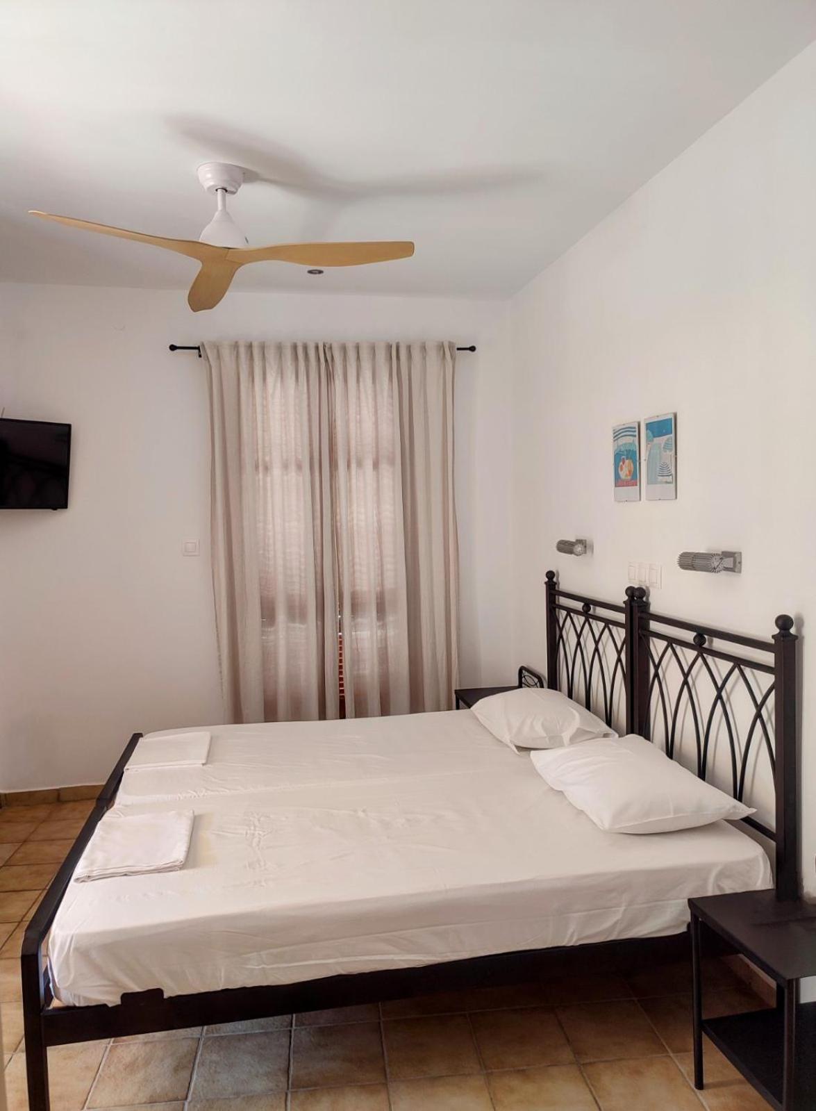 Maroudas Stavros Apartments Vathy  Extérieur photo